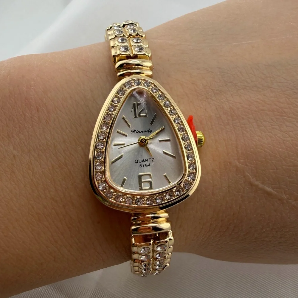 Vintage gold crystal Rhinestone Gold Watch